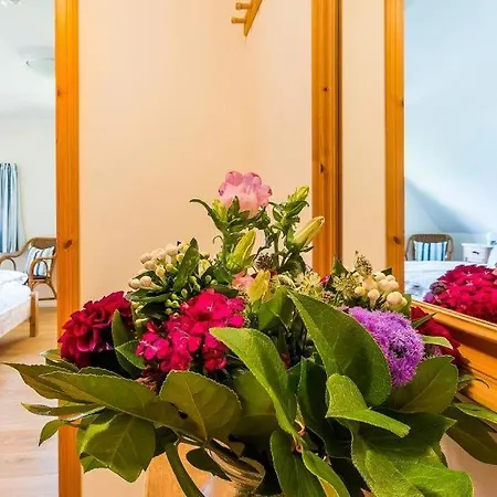 Haus Am Bodden 02 Apartamento